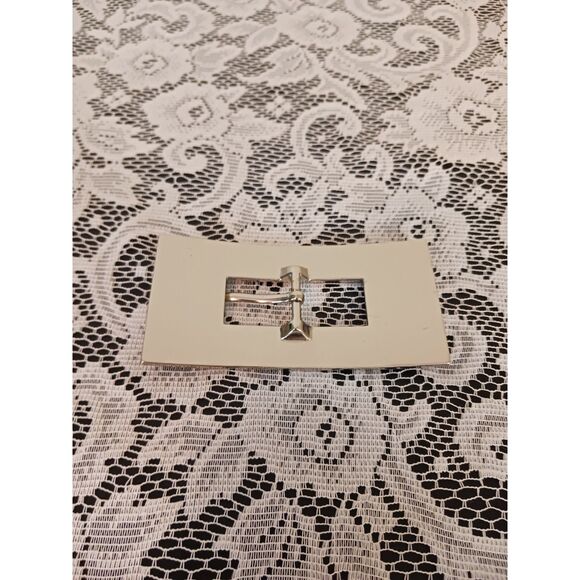 Guess Rhinestone Square Belt Buckle - Picture 3 of 6